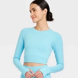 JoyLab Cropped Seamless Cable Knit Long Sleeve - Color: Sky Blue, Size: S/M